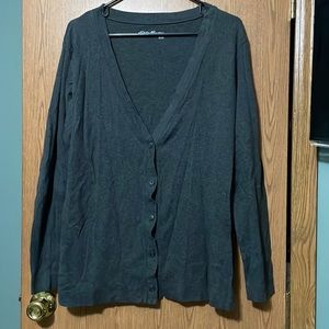 Eddie Bauer Women’s XL dark grey sweater